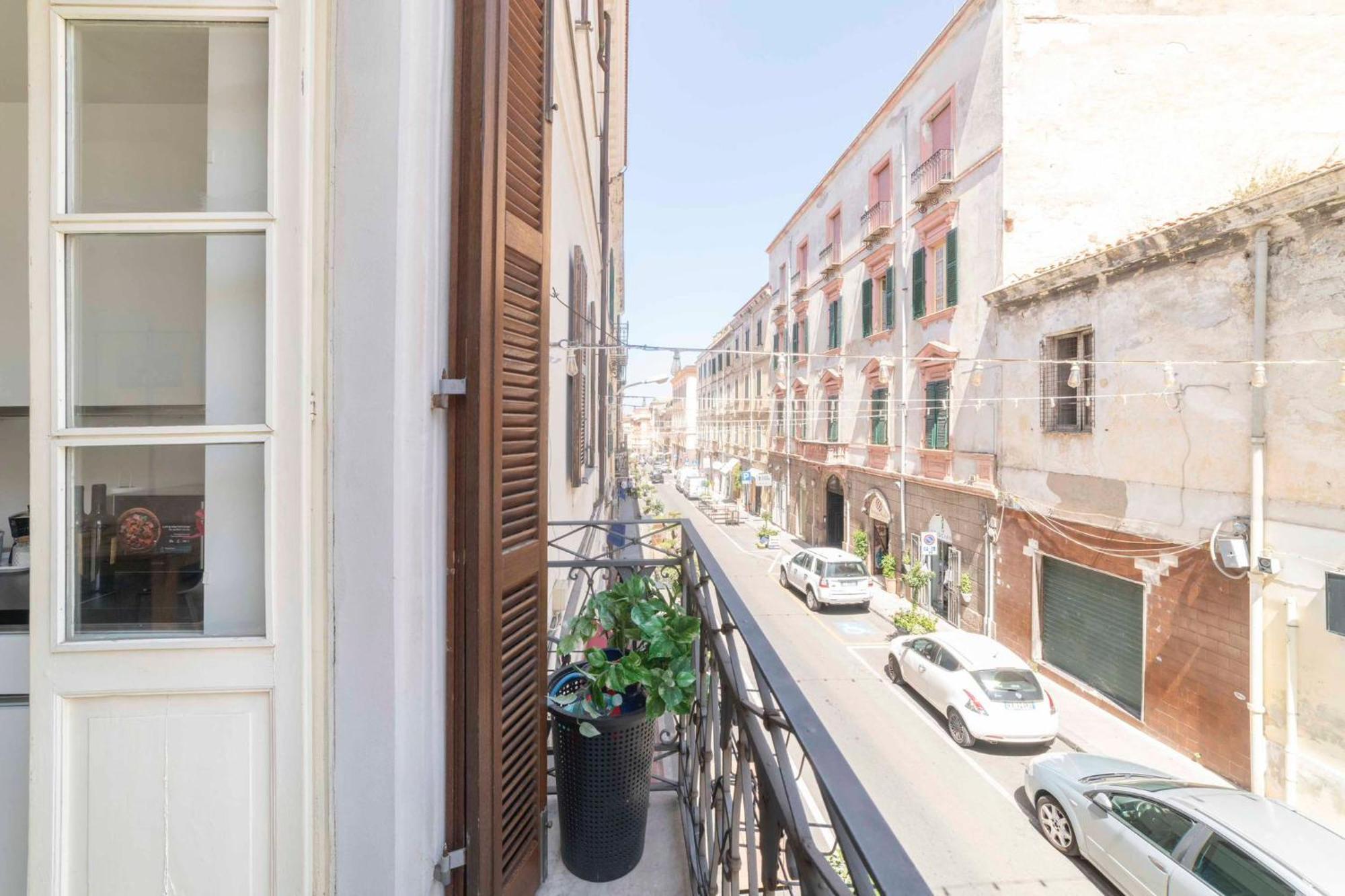 Vintage Cavour Apartment Сасари Екстериор снимка