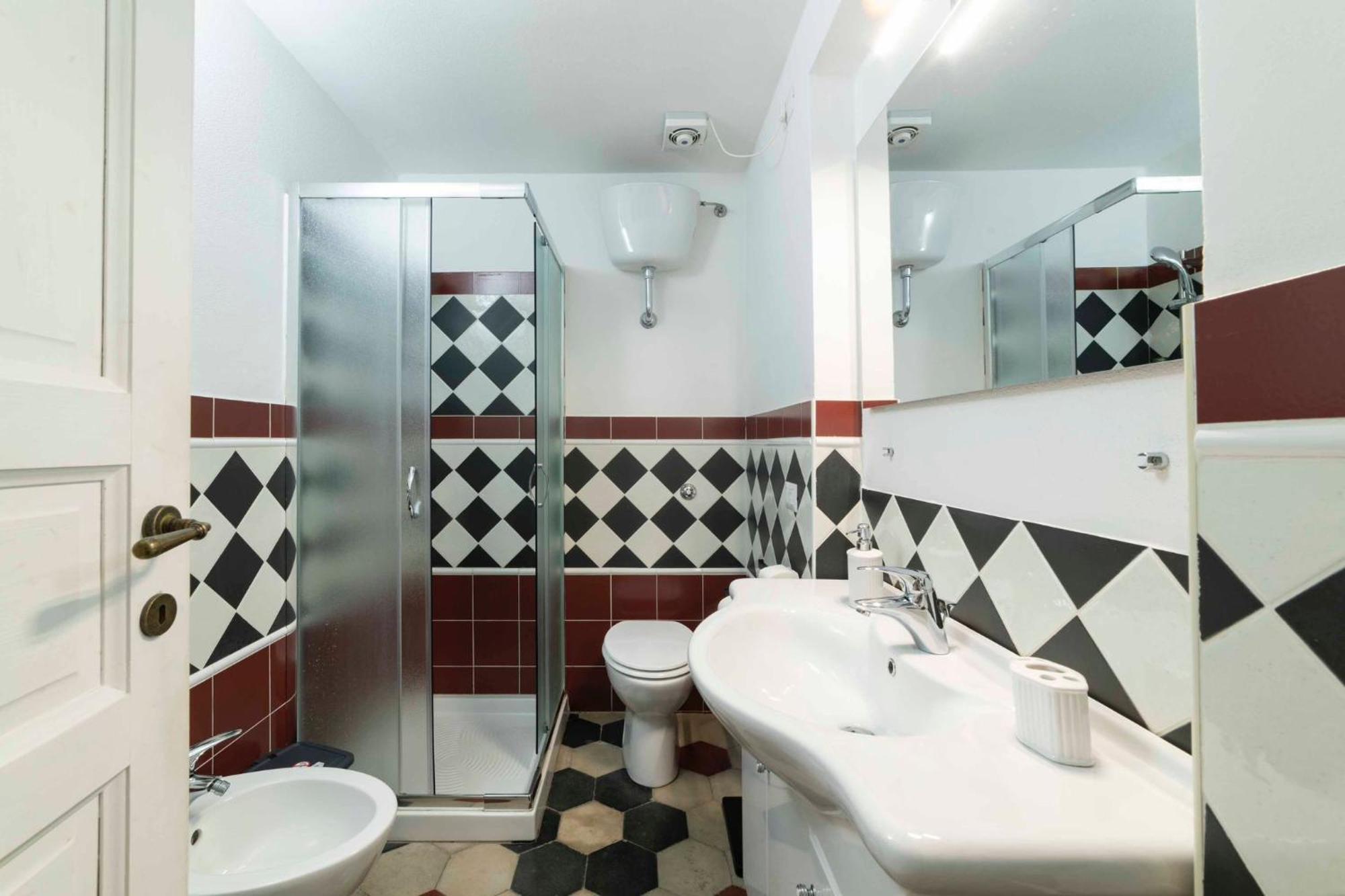 Vintage Cavour Apartment Сасари Екстериор снимка