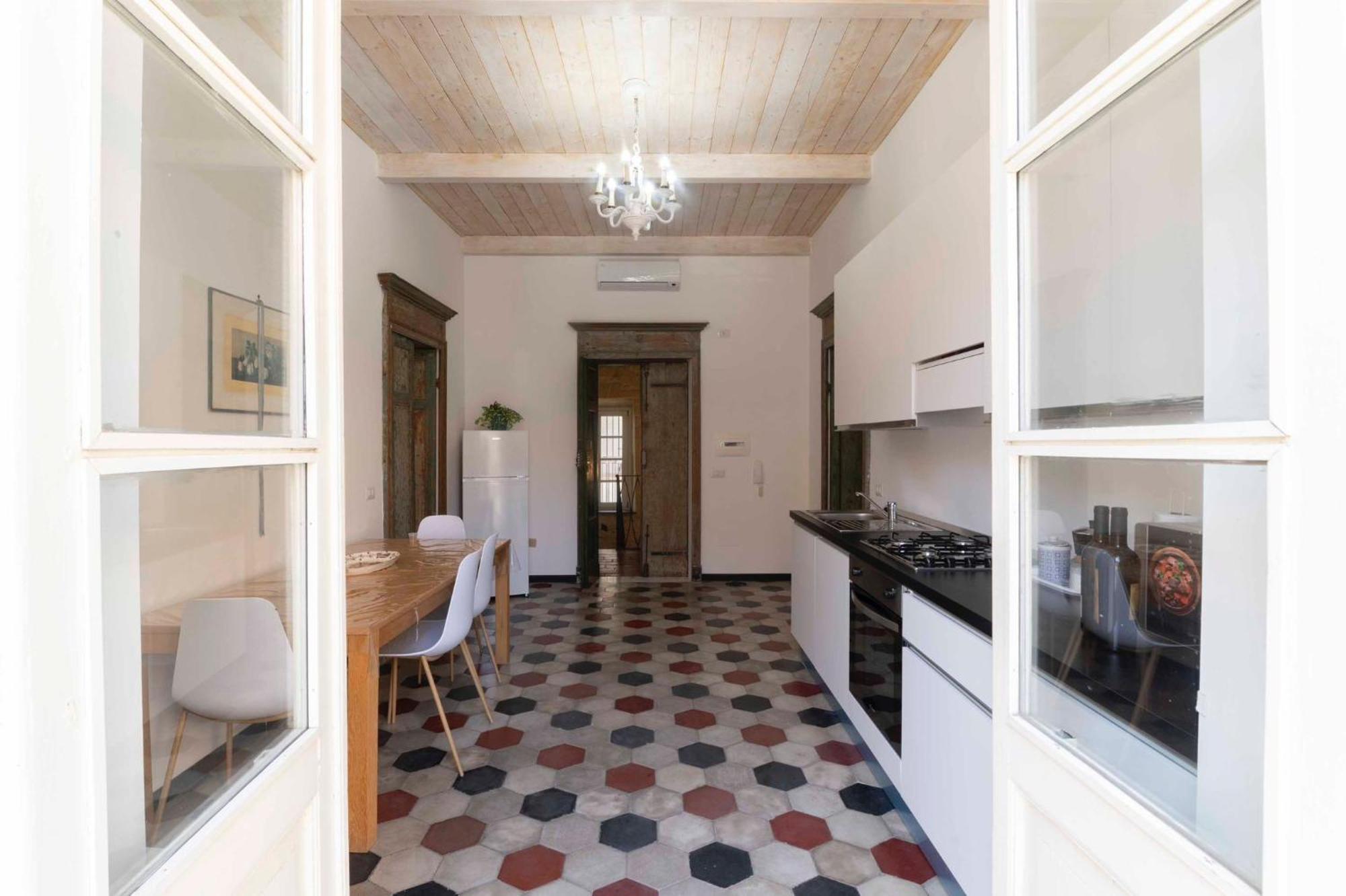 Vintage Cavour Apartment Сасари Екстериор снимка
