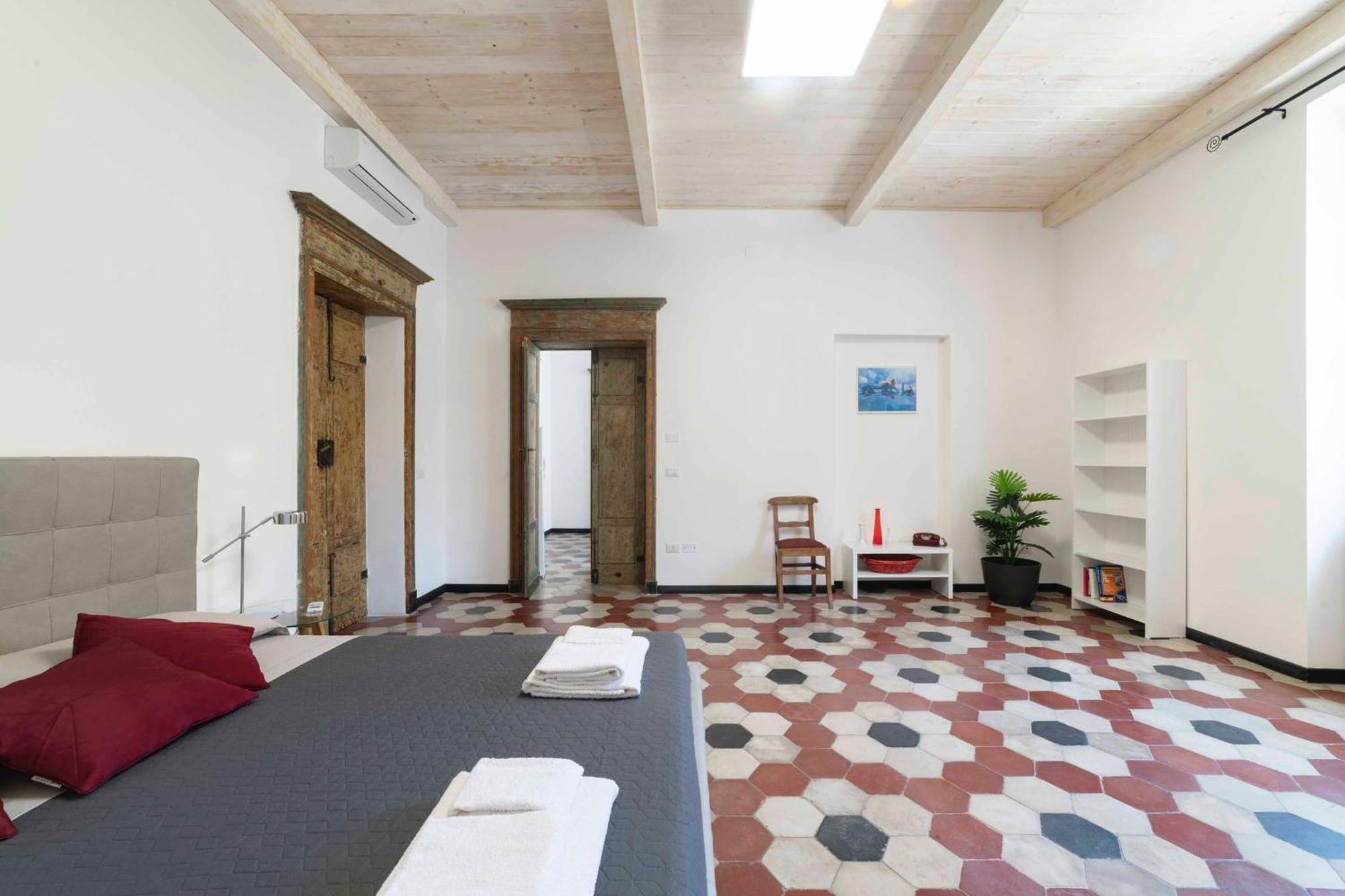 Vintage Cavour Apartment Сасари Екстериор снимка